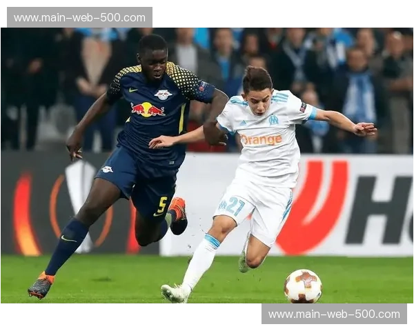 马赛进攻依赖边路转移 战术单一化导致近期法甲战绩波动