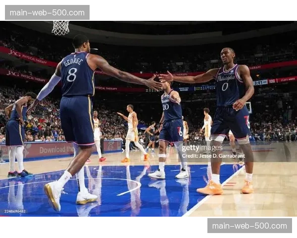 老鹰客场117-107战胜76人 约翰逊22分16篮板15助攻三双